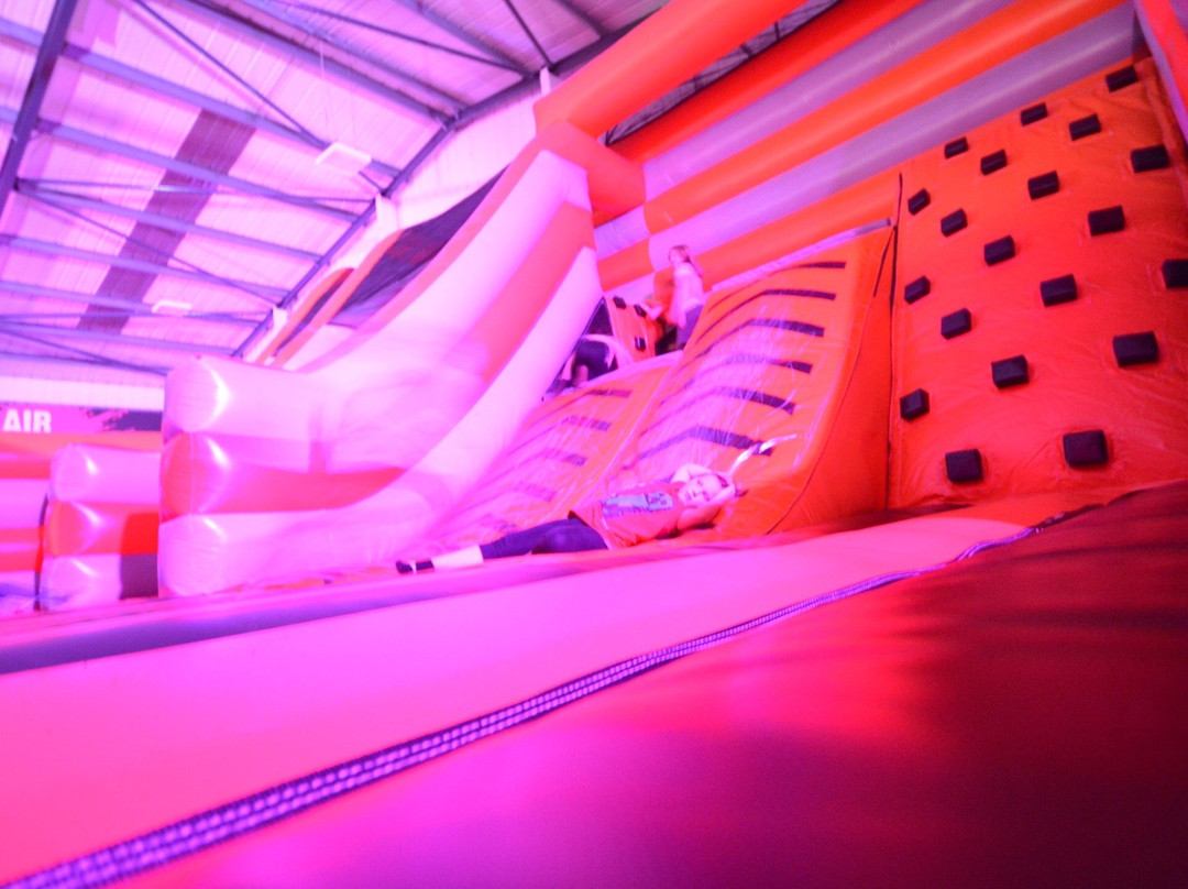 Air Vault Inflatable & Trampoline Park景点图片