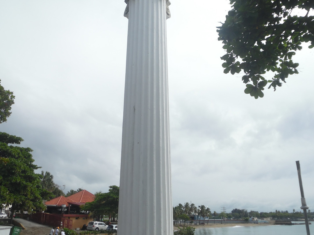 Columna Conmemorativa Naufragio Balandra Aurora-圣多明哥必去景点