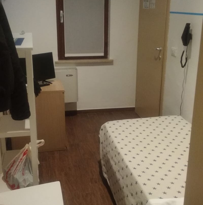 Blue Hotel主图