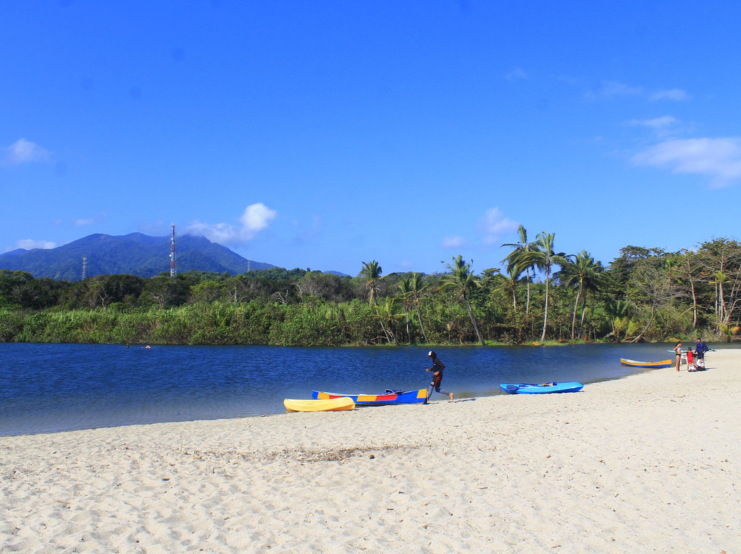 HotCaribe Company-Los Naranjos必去景点