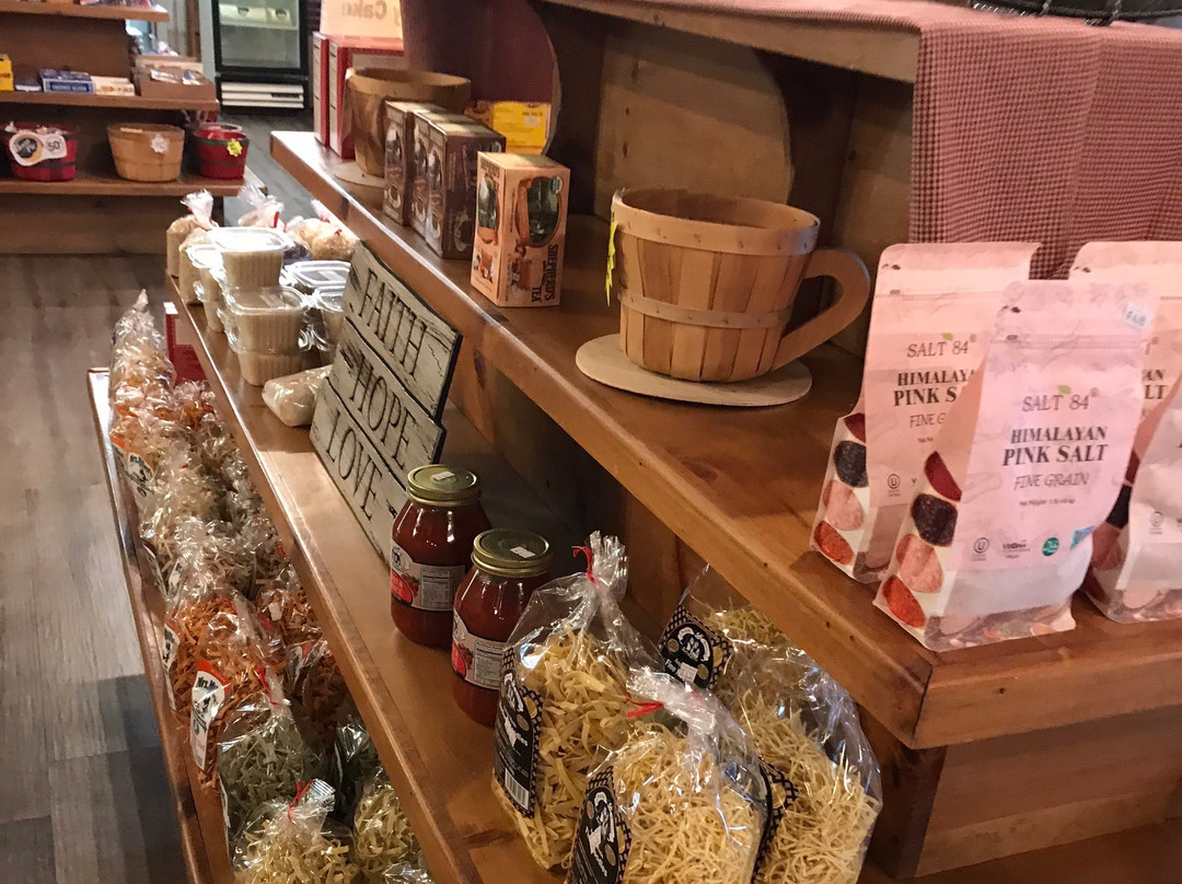 Taste of Amish & General Store景点图片