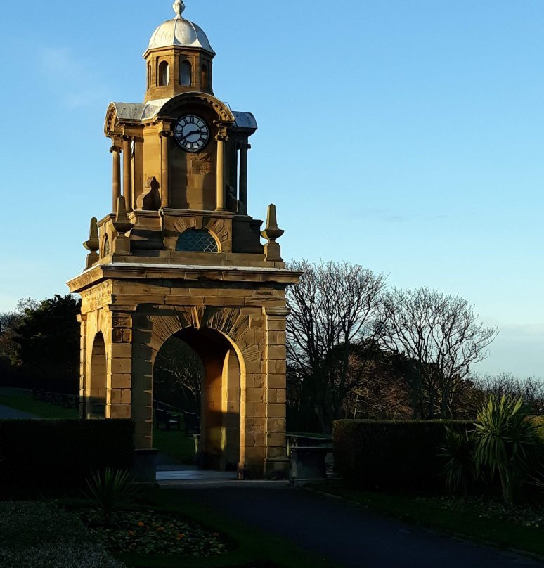 South Cliff Clock Tower景点图片