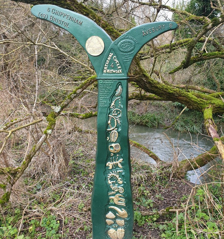 Black Dog Halt Railway Station-Calne必去景点