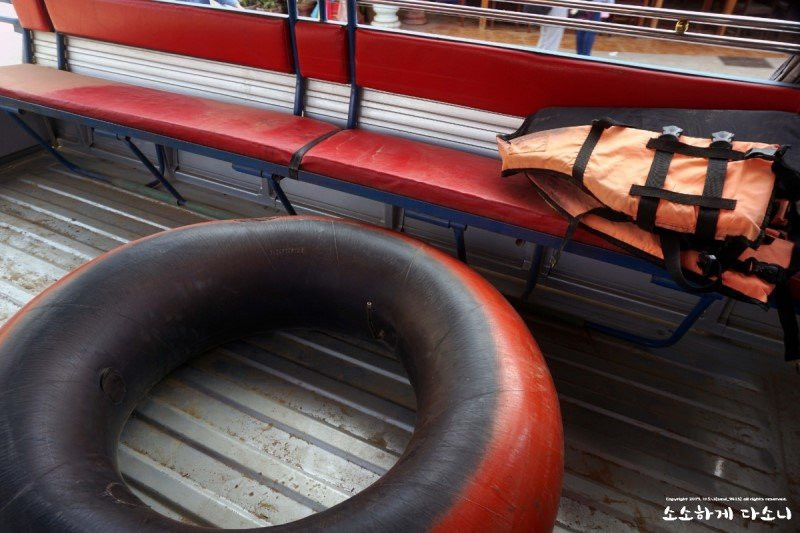 River Tubing-旺阳必去景点