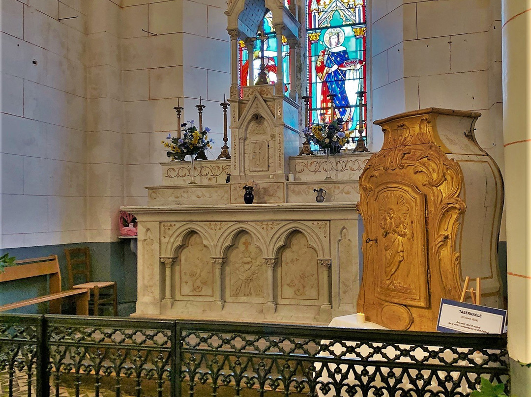 Eglise Saint-GENIS景点图片