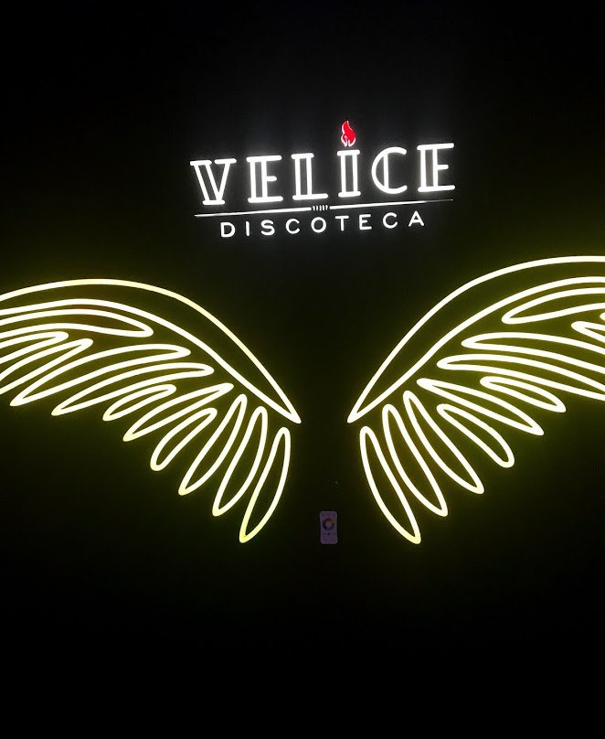 Velice Discoteca-托雷维耶哈必去景点