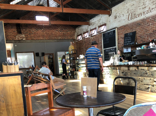 Uralla餐馆和美食-The Alternate Root