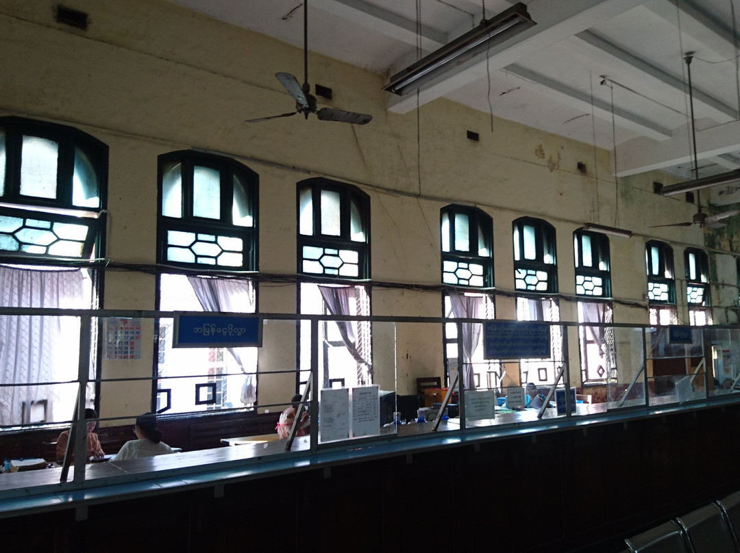 Central Post Office-仰光必去景点