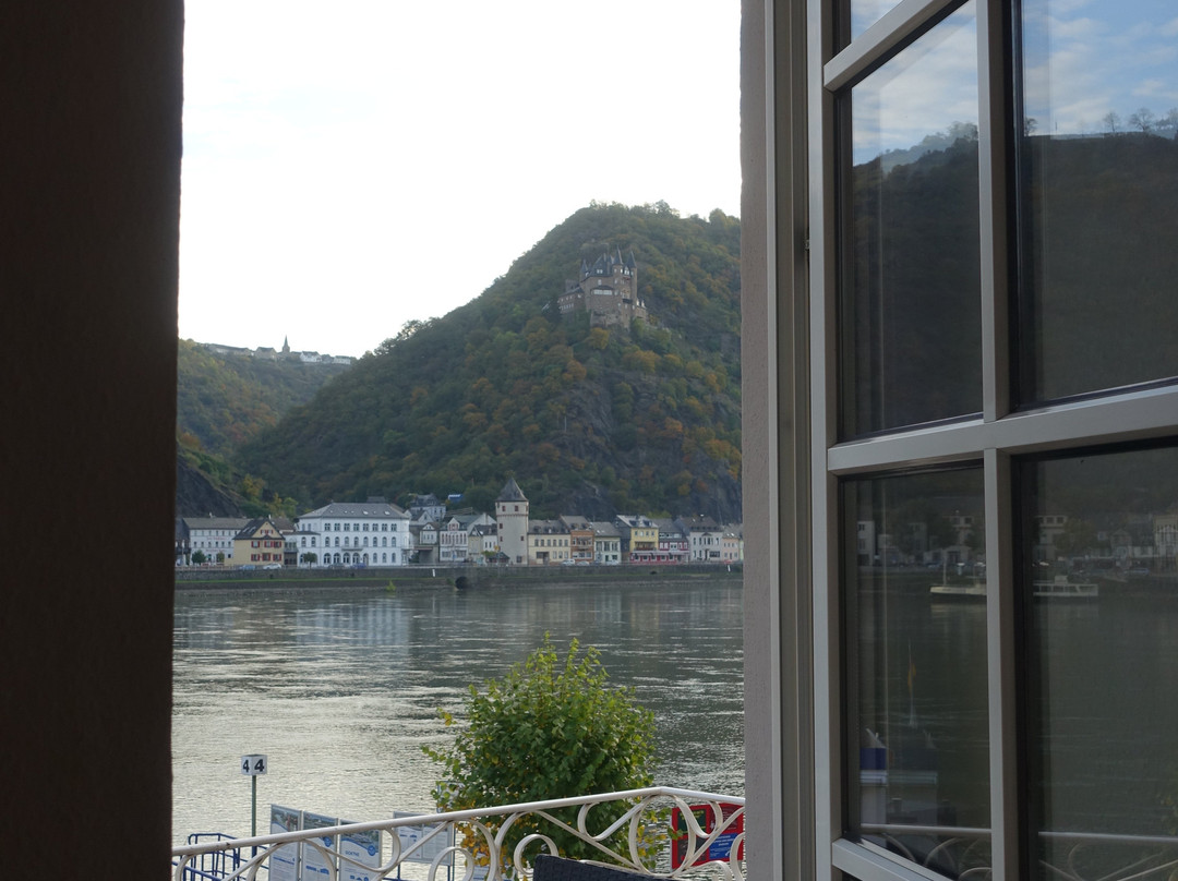 圣高伽莱茵酒店主图