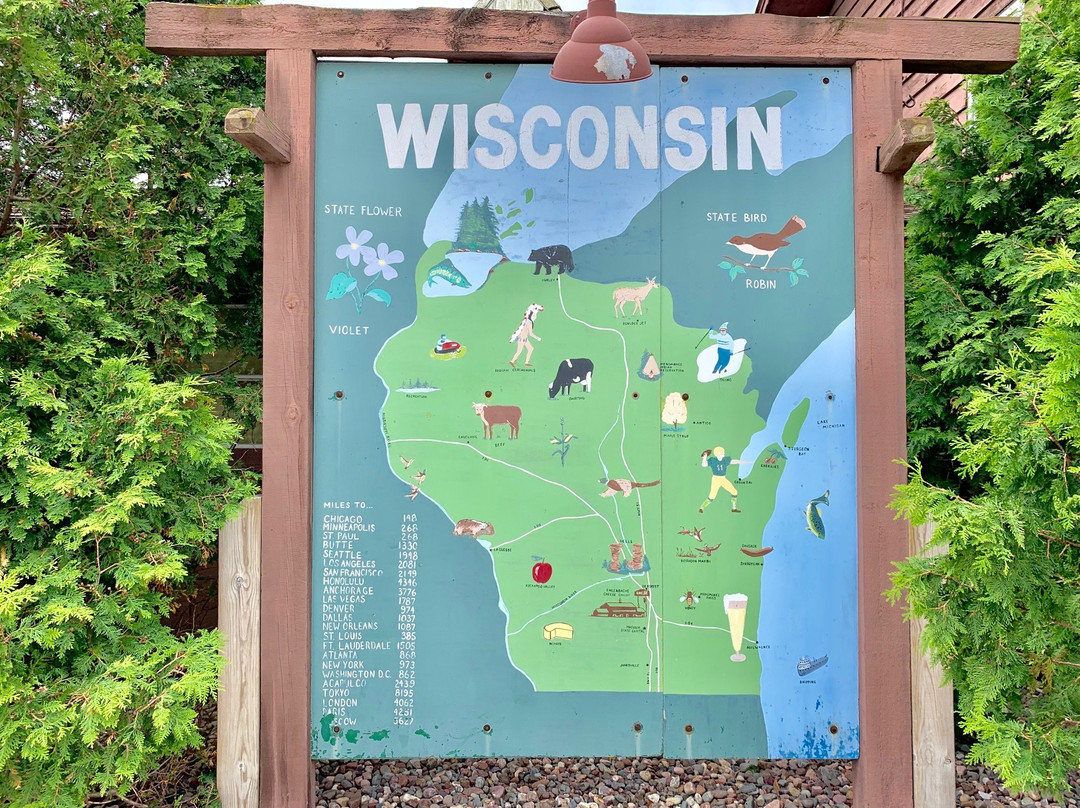 Ehlenbach's Cheese Chalet-DeForest必去景点