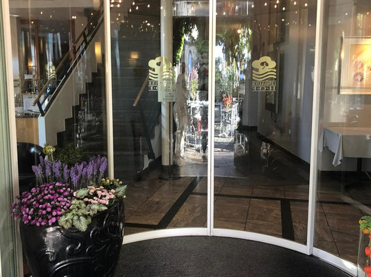 林道尔霍夫酒店主图