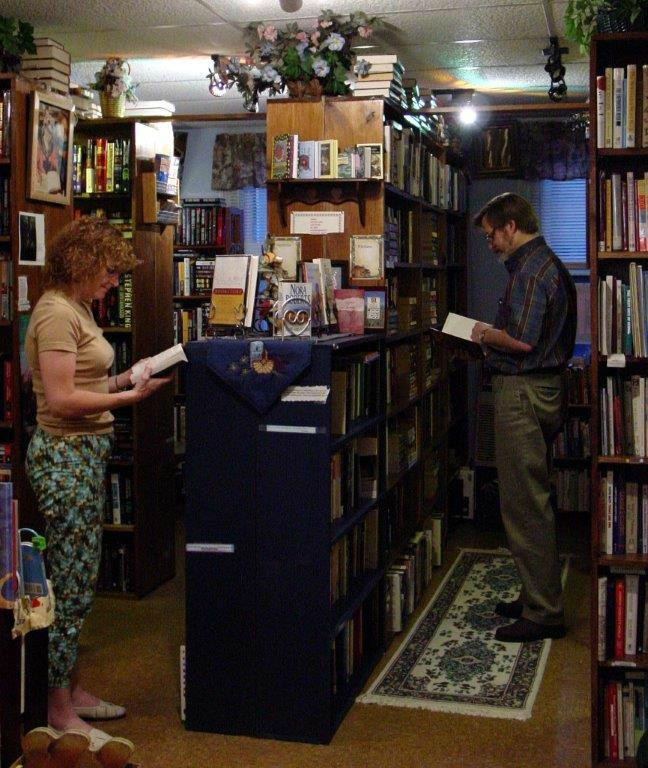 Fulton旅游景点-Time & Again Books and Tea