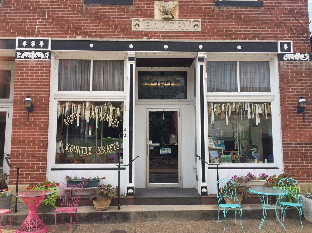 Prairie du Rocher旅游景点-Rustik Sand Kandles, LLC