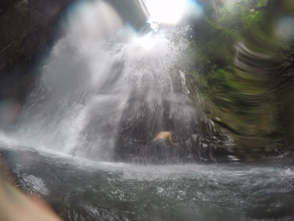 Cachoeira Beija Flor ou Betarizinho景点图片