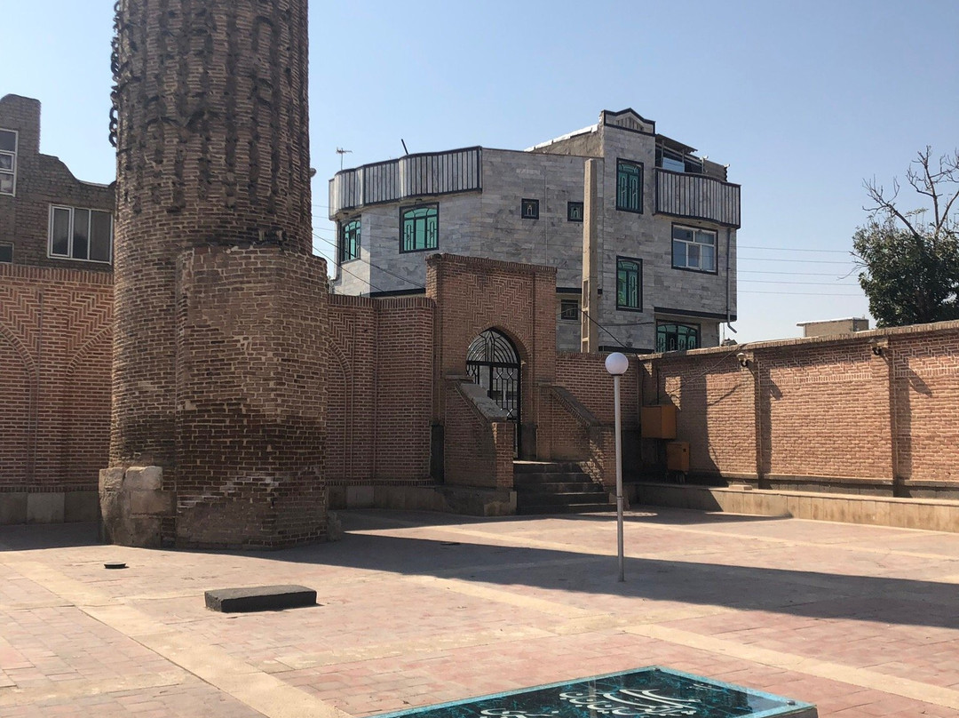 Shams Tabrizi Tomb景点图片