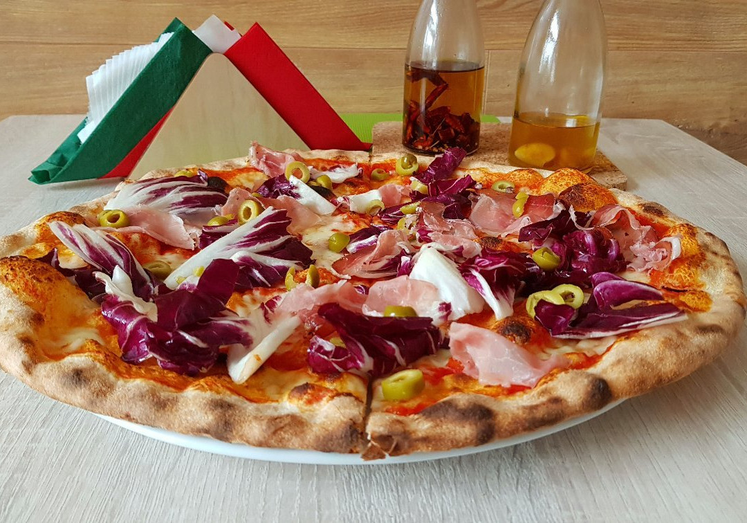 19 Pizza