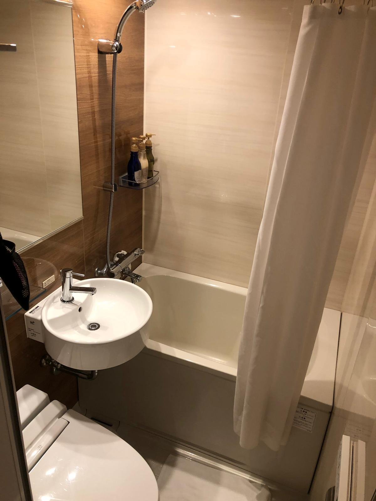 Candeo Hotels Tokyo Shimbashi-浴室