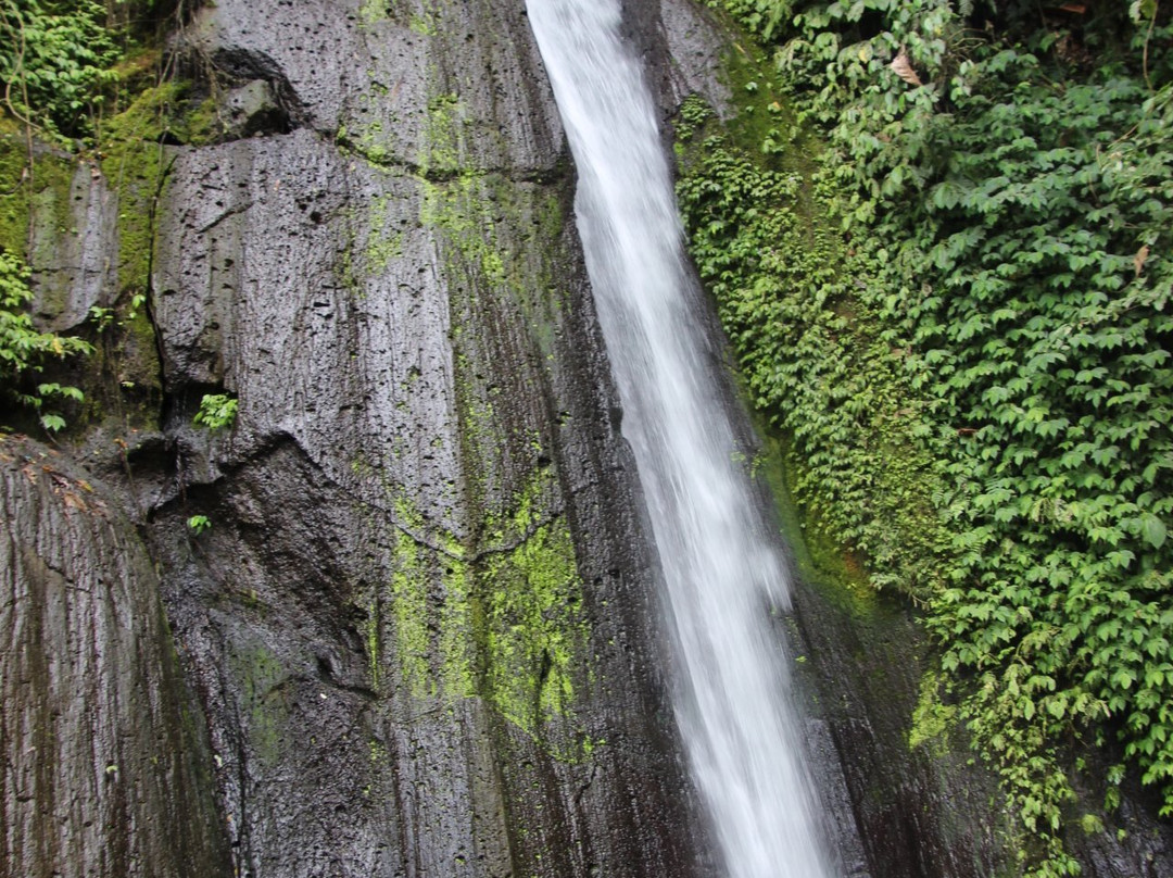 Kuning Waterfall-邦利必去景点
