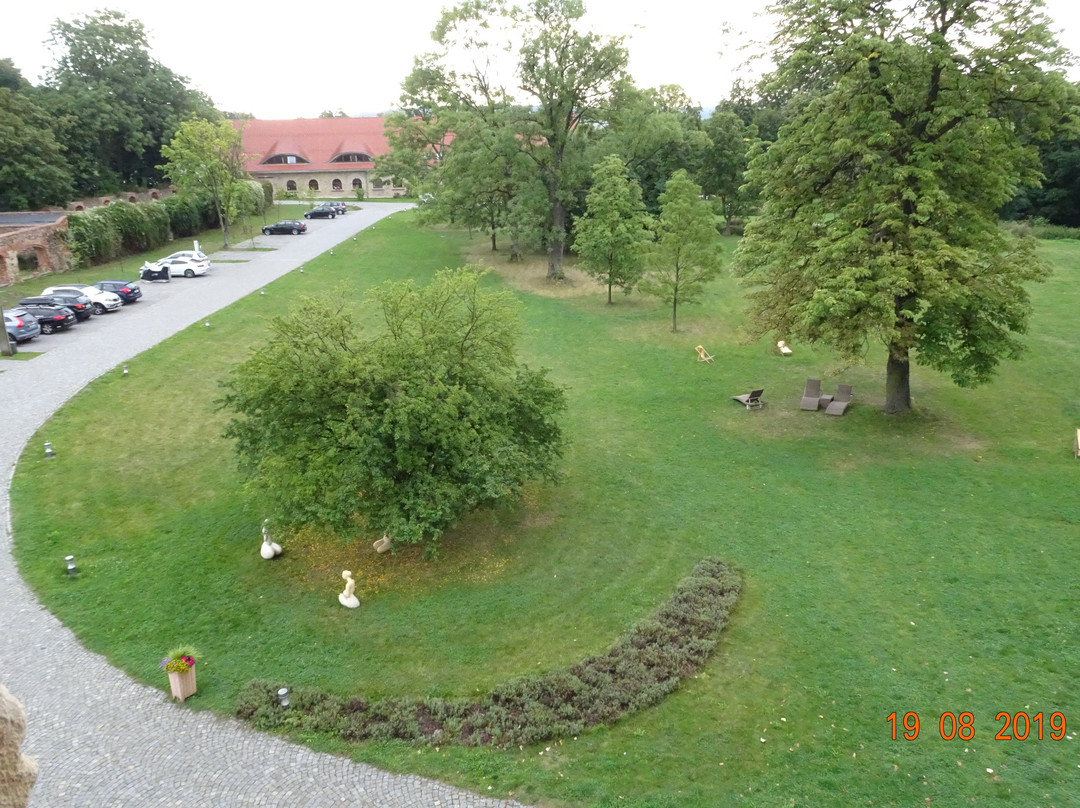 Uroczysko Siedmiu Stawow Luxury Hotel主图