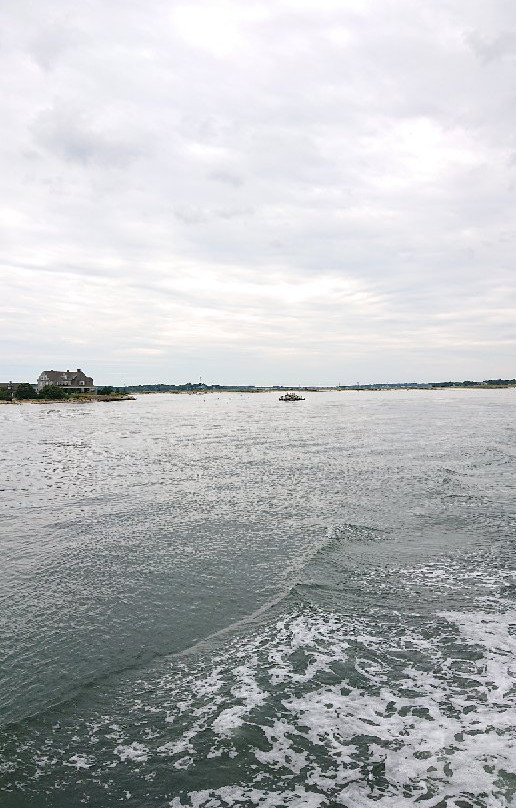 Cape Cod Canal Cruises景点图片