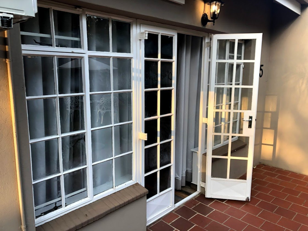 B@home Guest House主图