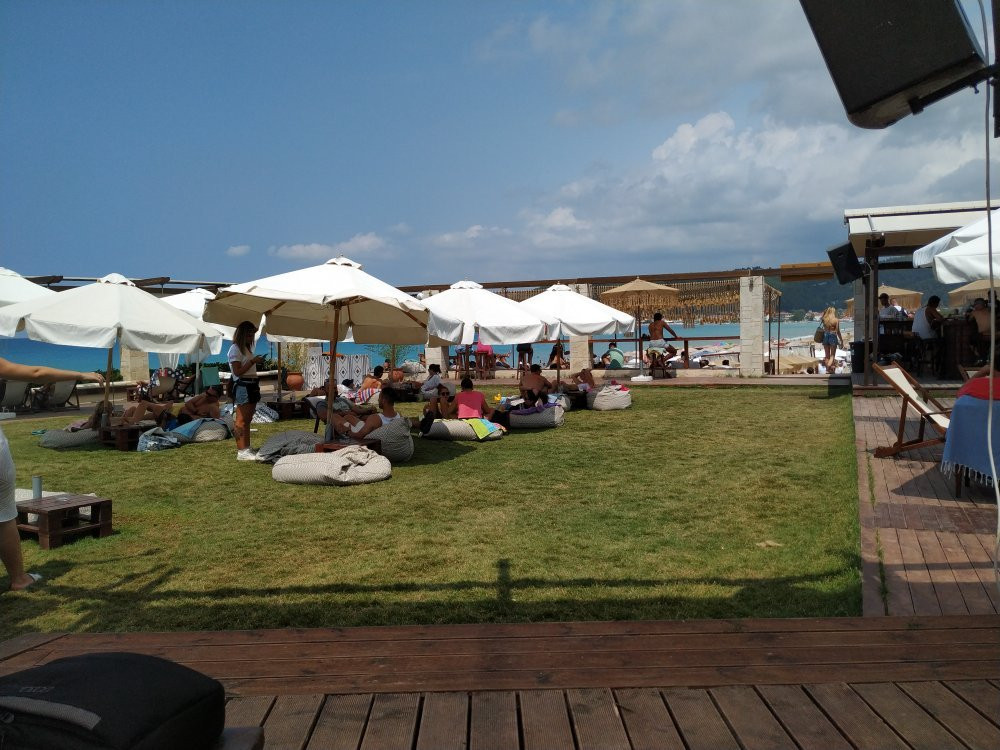 Zattero Seaside Bar-Fourka必去景点