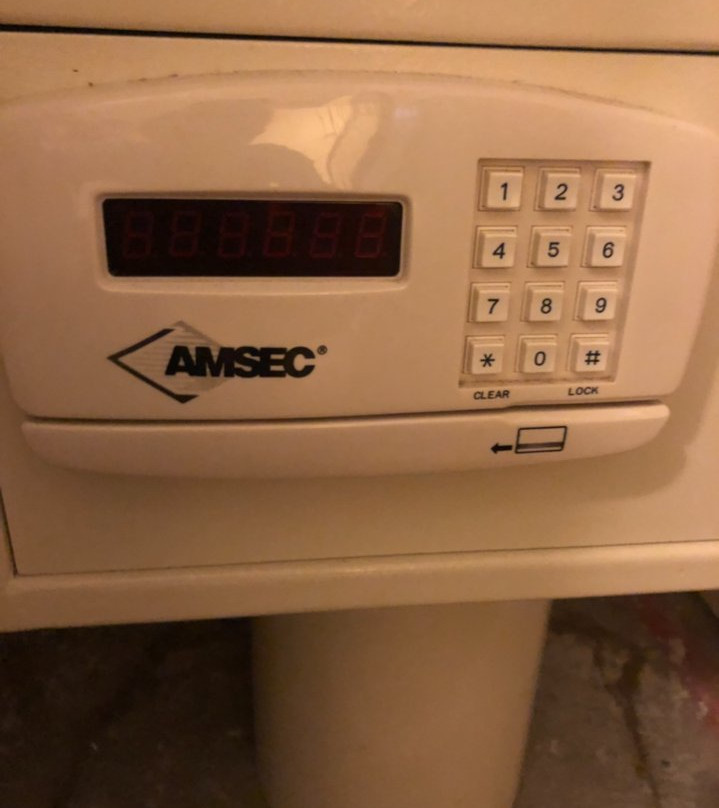 卡里隆海滩度假旅馆主图