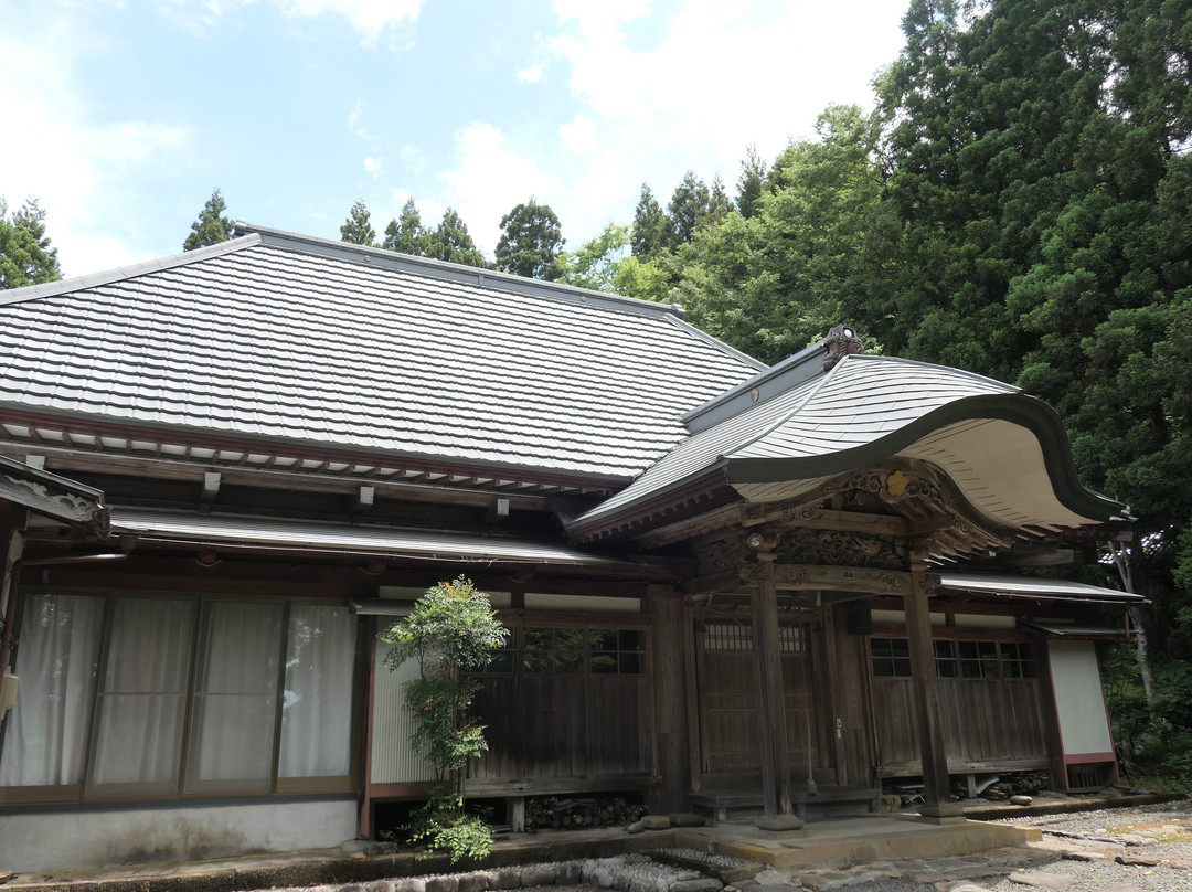 Hommyoji Temple-鹤冈市必去景点