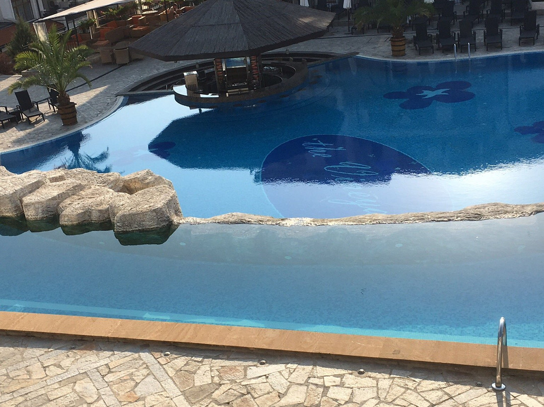 The Vineyards Resort主图