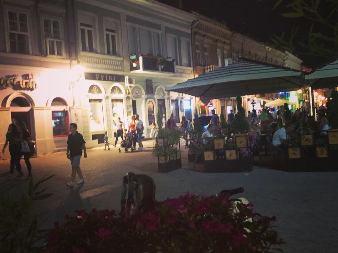 Lanterna Rooms City Center主图