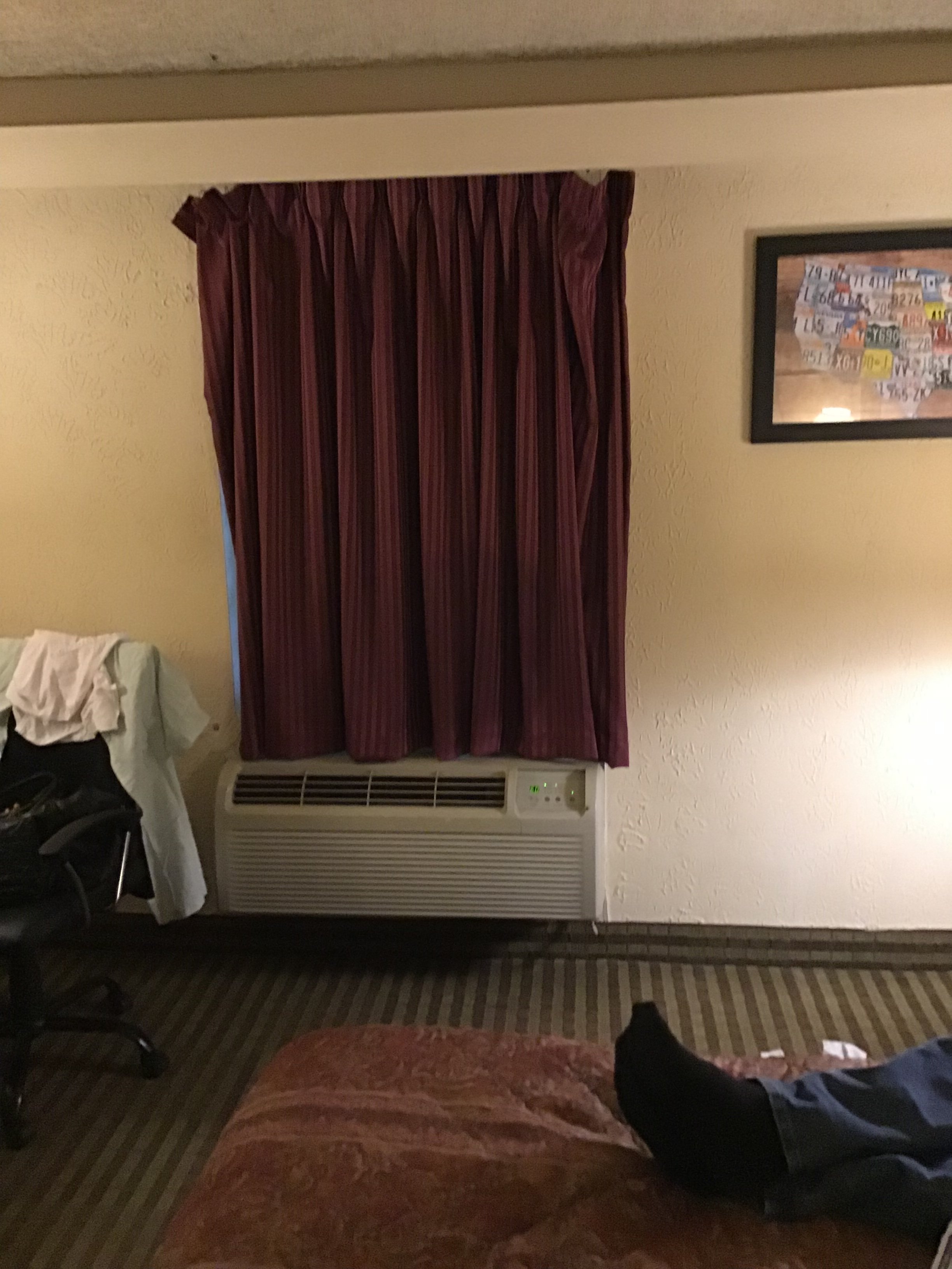 Econo Lodge Inn & Suites-浴室