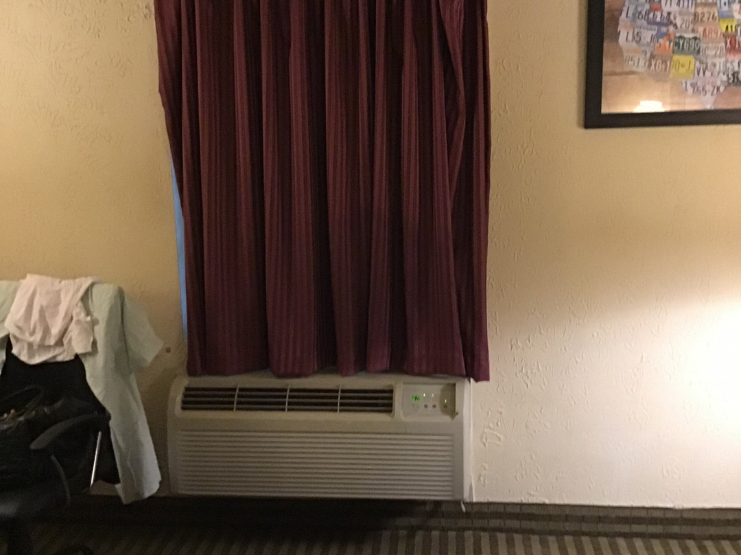 Econo Lodge Inn & Suites主图