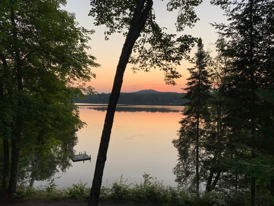 Locke Harbor Lakeside Cabins