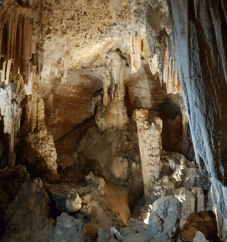 La Grotte des Demoiselles景点图片