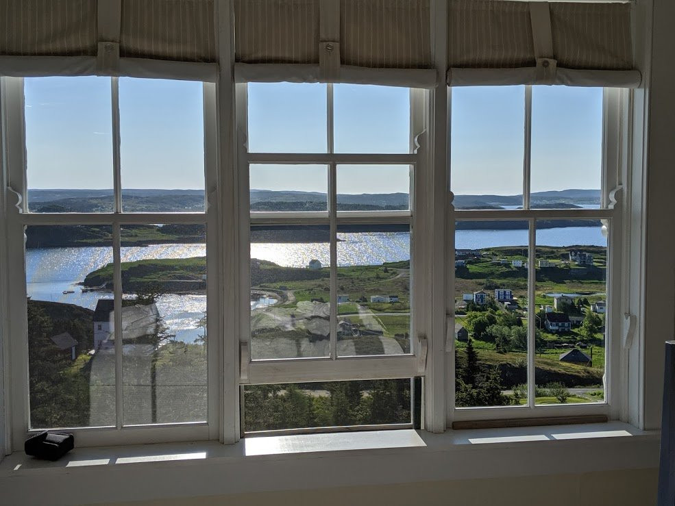 Fishers' Loft Inn by Ship Cove主图