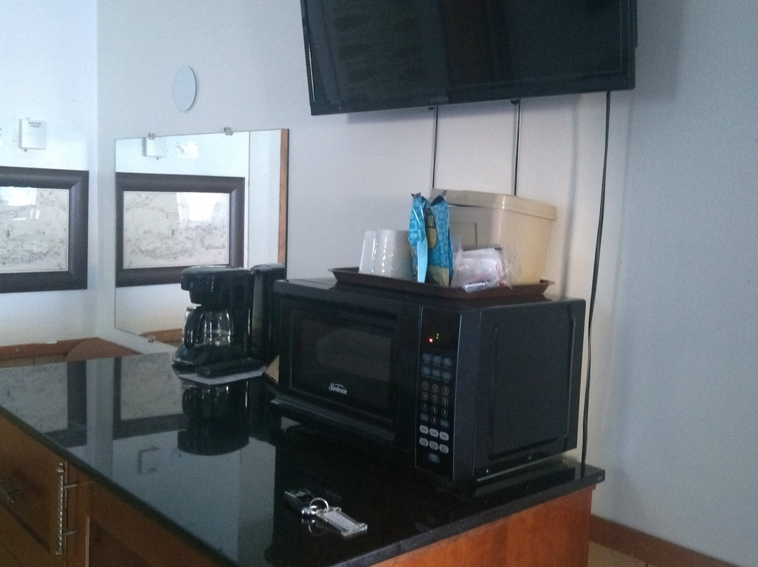 珠纳湖村酒店主图