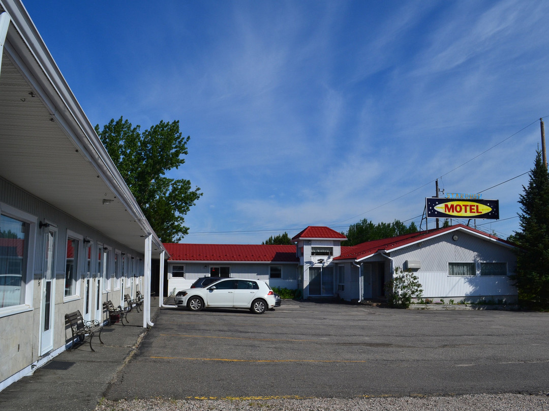 Stardust Motel主图