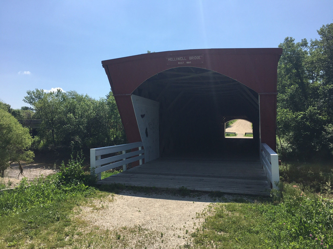 Holliwell Bridge-Winterset必去景点