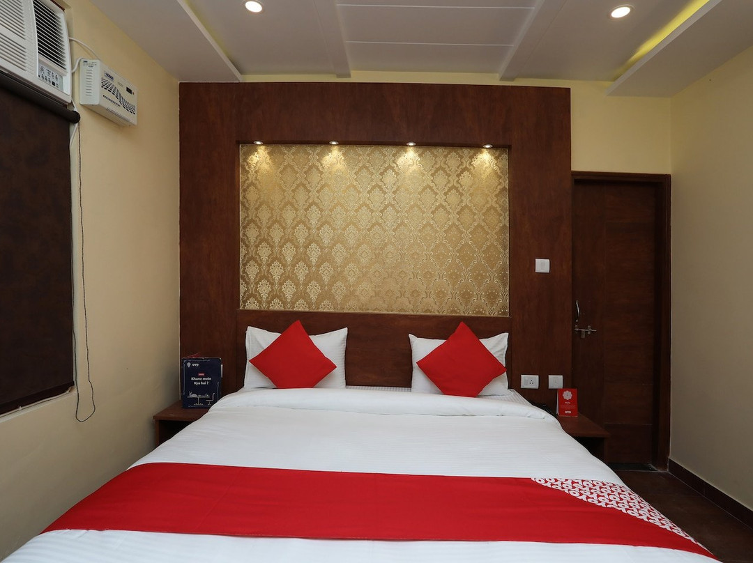 OYO 23616 Hotel Ss主图