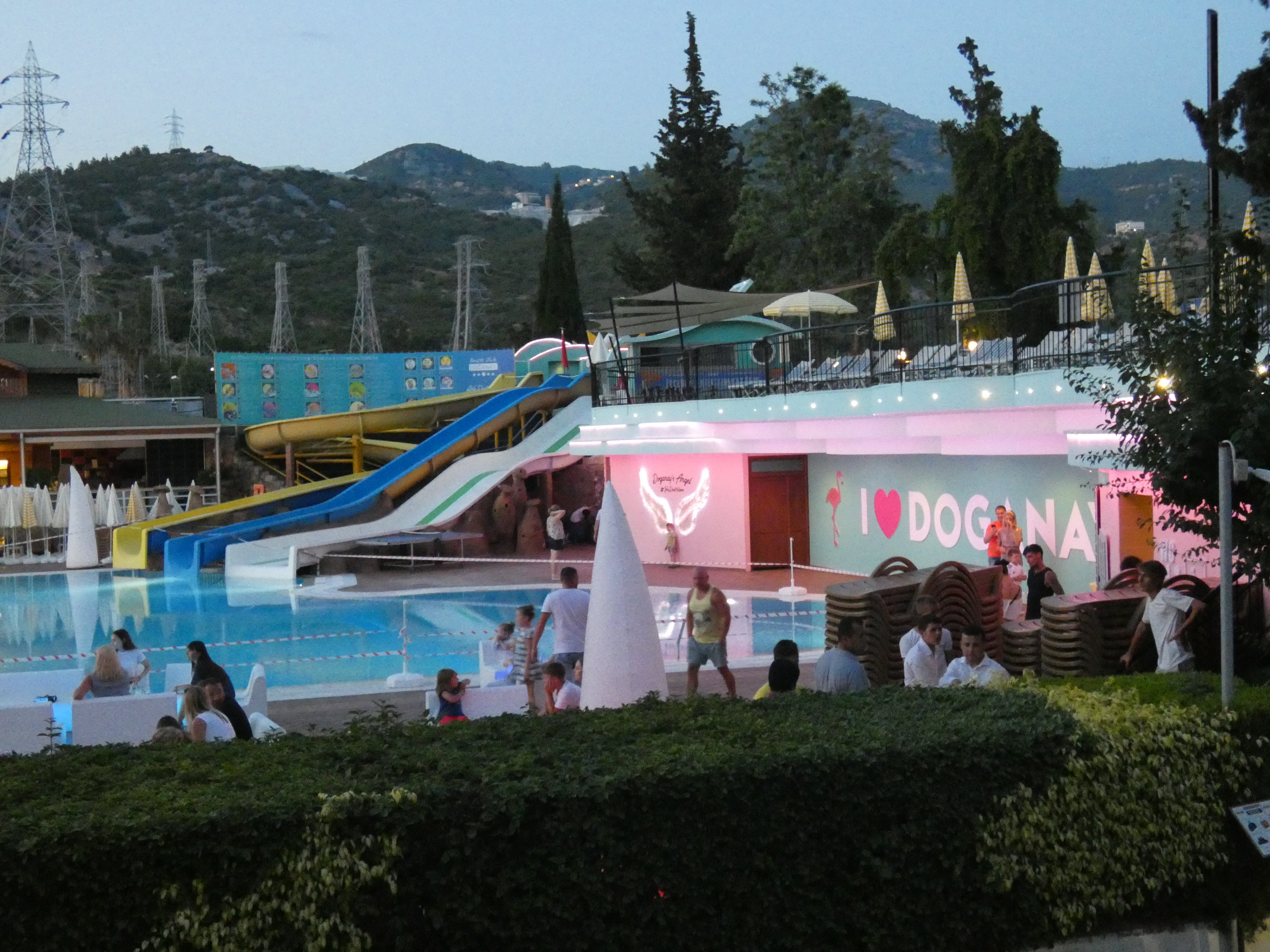 Beach Club Doganay-泳池