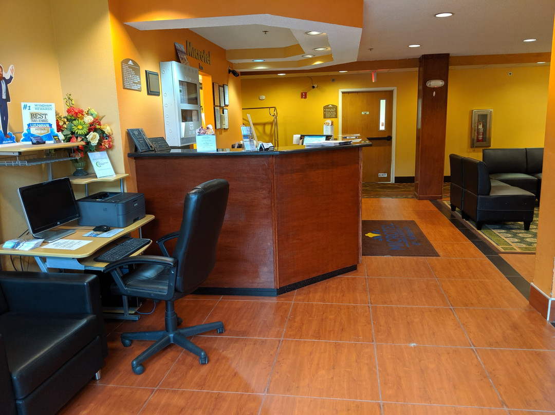 阿尔巴尼机场麦克罗特客栈主图