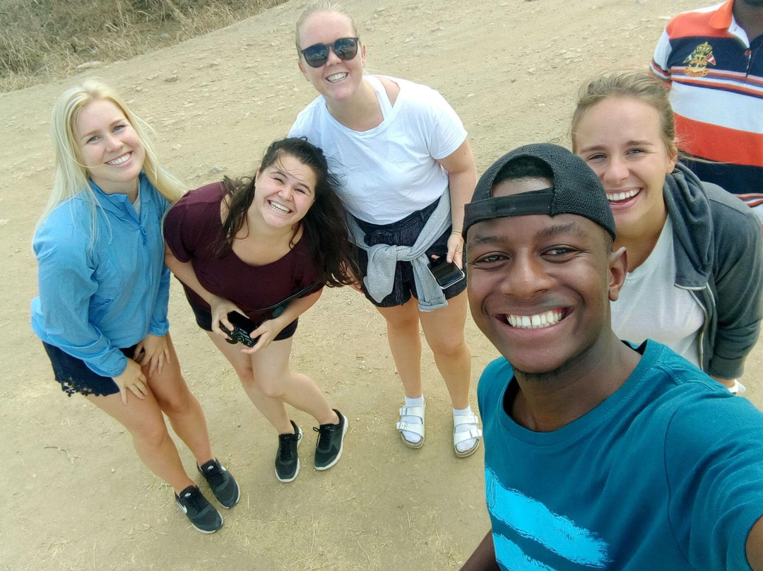 Travel With Brighton-坦噶必去景点