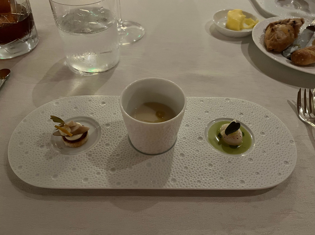 Blue by Eric Ripert at The Ritz Carlton Grand Cayman