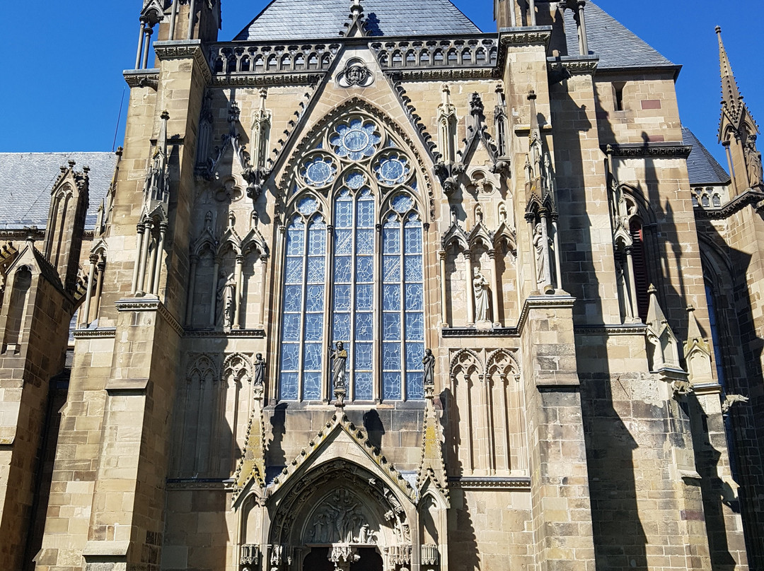 Ritterstiftskirche St. Peter-巴德温普芬必去景点