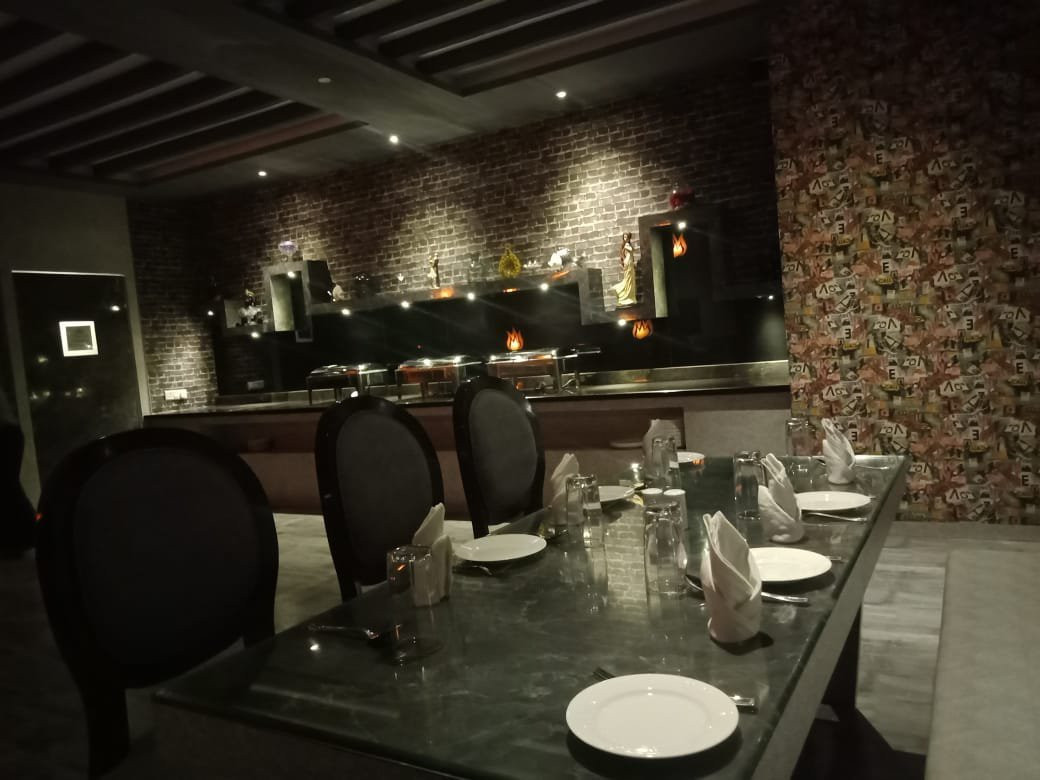 Hotel Pancham Continental主图