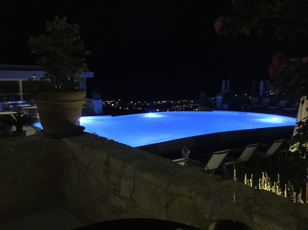 Creta Blue Hotel & Suites主图