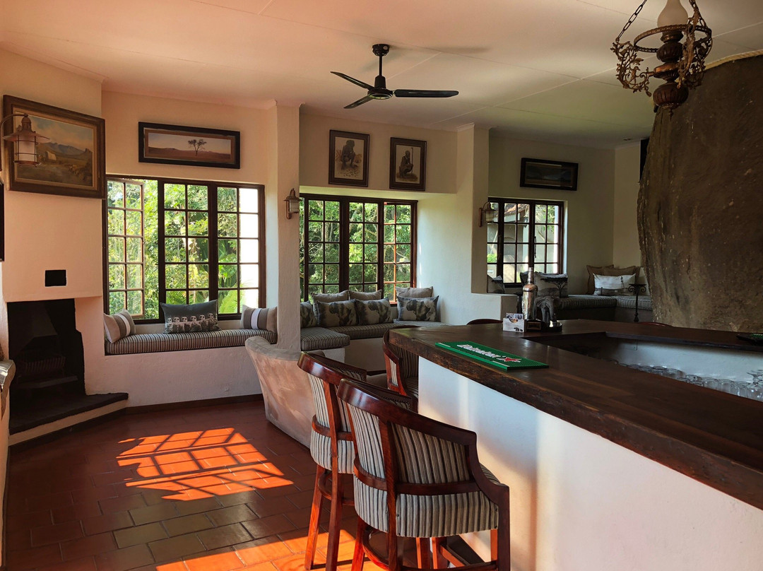 Hulala Lakeside Lodge主图