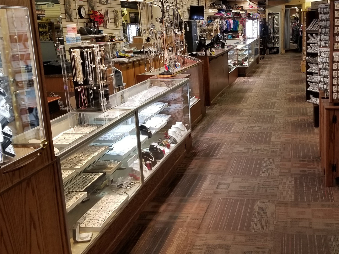 Berg Jewelry & Gifts景点图片