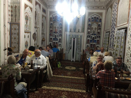 Malikrabot餐馆和美食-National House Kuvshin