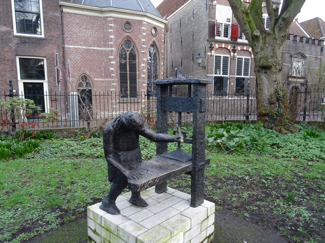 tuin van het Willem Vroesenhuis景点图片